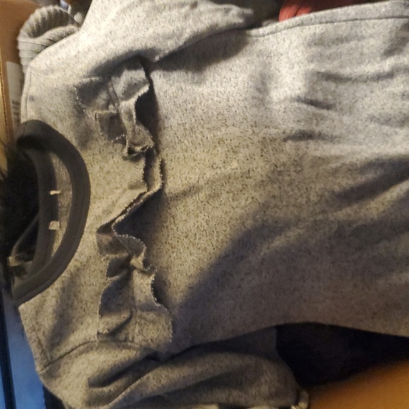 Girls Kids Mystery Box/ Closet Clear Out! - Picture 5 of 6